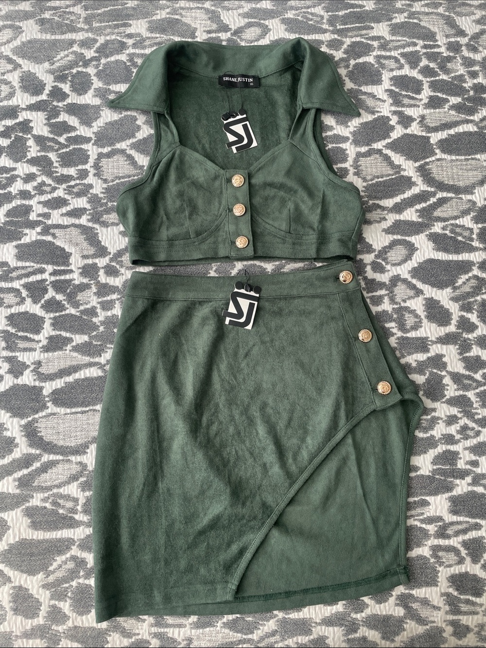 Shane Justin Forest Green Mini Skirt with Button Detail Soothing Arch Set